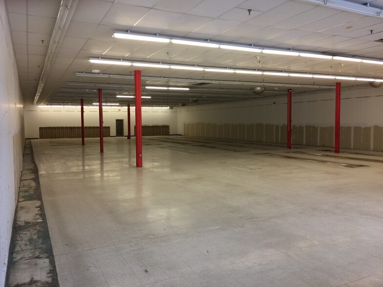 More Photos Of 41-55 Long Pond Dr, South Yarmouth Unknown For Lease