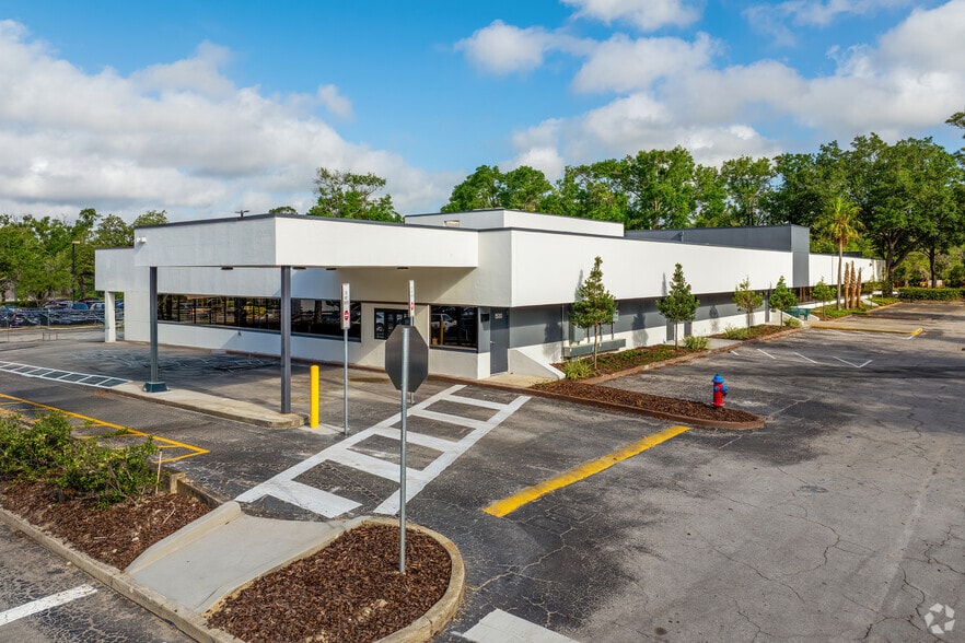 More Photos Of 2160 W State Road 434, Longwood Office For Lease