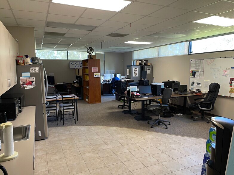 More Photos Of 3205 Beck Blvd, Naples Office For Sale