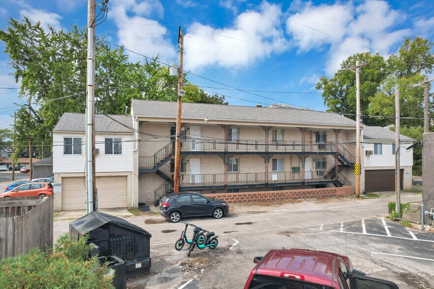 More Photos Of 27 W 8th Ave, Columbus Apartments For Sale