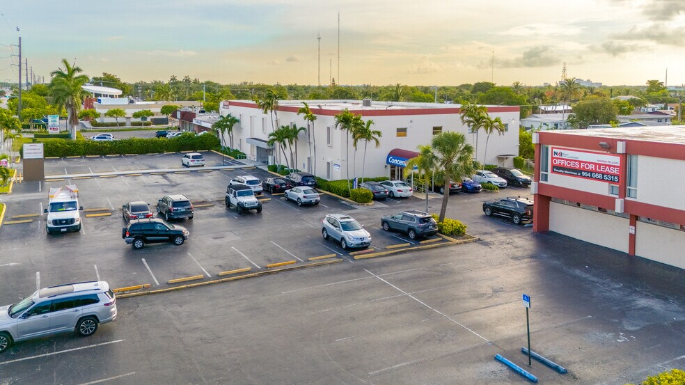 More Photos Of 20535 NW 2nd Ave, Miami Medical For Lease