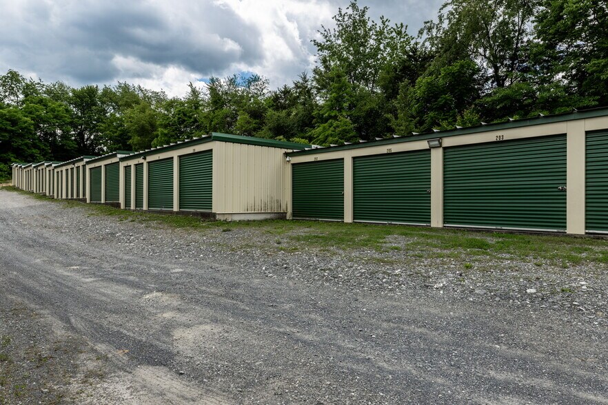 More Photos Of 1614 N Valley Pike, Rockingham Self Storage For Sale