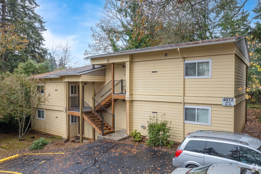 More Photos Of 4082 Commercial St SE, Salem Apartments For Sale