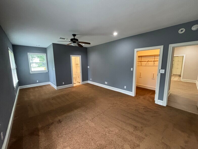 More Photos Of 510 S Church St, Georgetown Office Residential For Sale