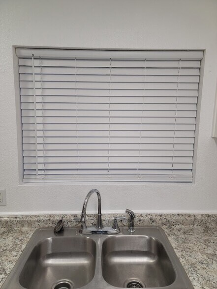 More Photos Of 43965 Towne St, Indio Apartments For Sale