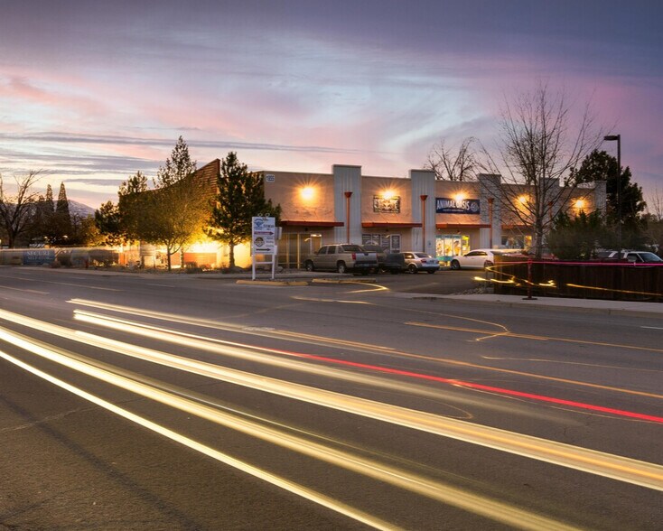 More Photos Of 1855 E Peckham Ln, Reno Flex For Sale