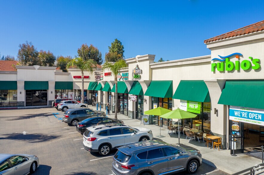 More Photos Of 16588 Bernardo Center Dr, San Diego Storefront For Lease