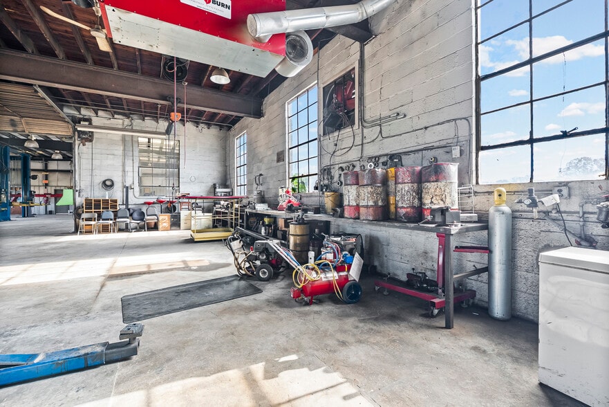 More Photos Of 1336 Main St, Dillwyn Auto Dealership For Sale