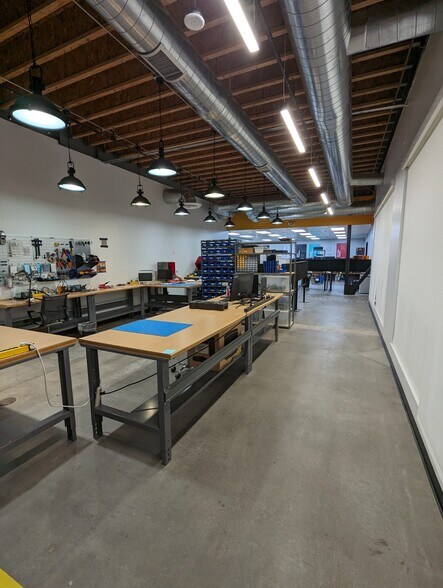 More Photos Of 2705 Media Center Dr, Los Angeles Warehouse For Lease