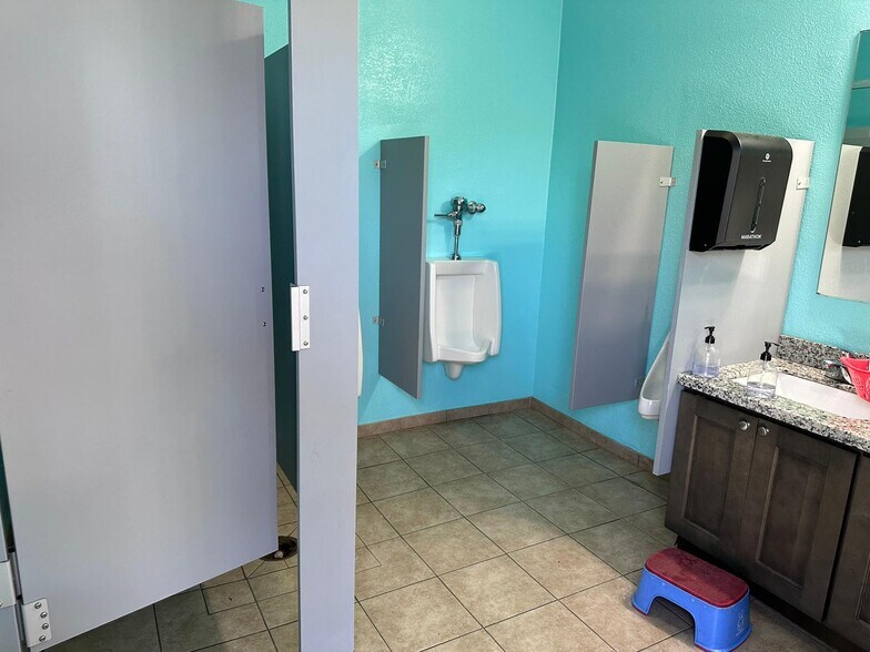 More Photos Of 200 N Abbott Ave, Milpitas Religious Facility For Lease