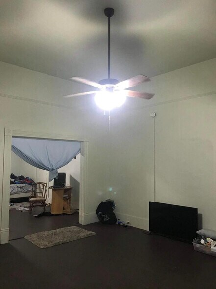 More Photos Of 415 Dewey St, Waycross Apartments For Sale