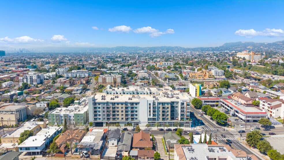 More Photos Of 330 N Westlake Ave, Los Angeles Apartments For Lease