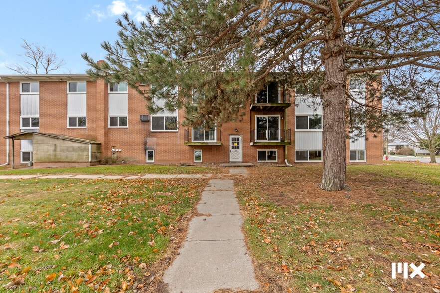 More Photos Of 100 Taylor St, Coldwater Apartments For Sale