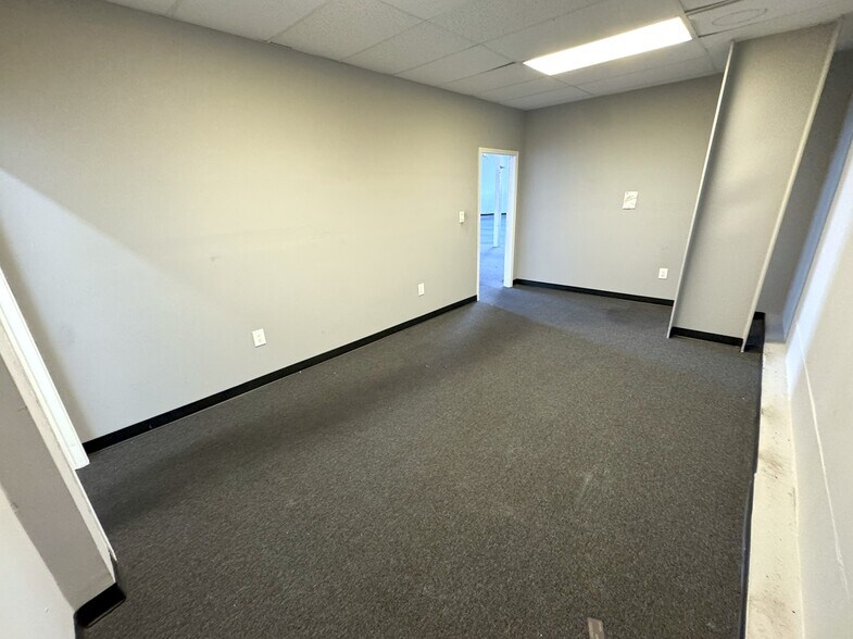 More Photos Of 600-602 E 12th St, Los Angeles Warehouse For Lease