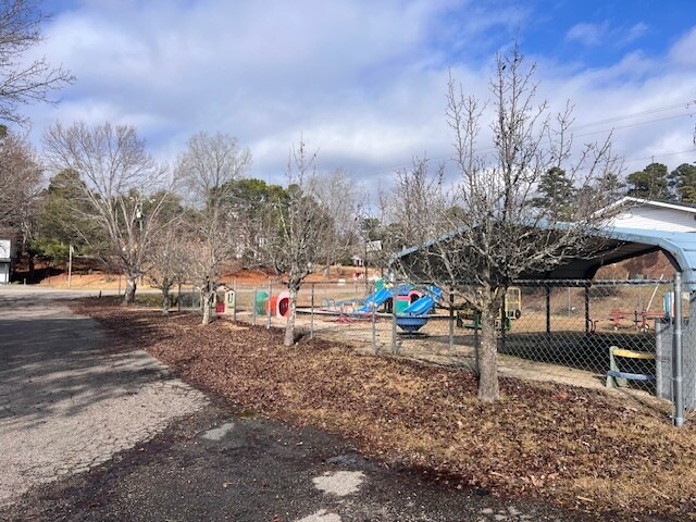 More Photos Of 134 Alley St, Vass Daycare Center For Lease