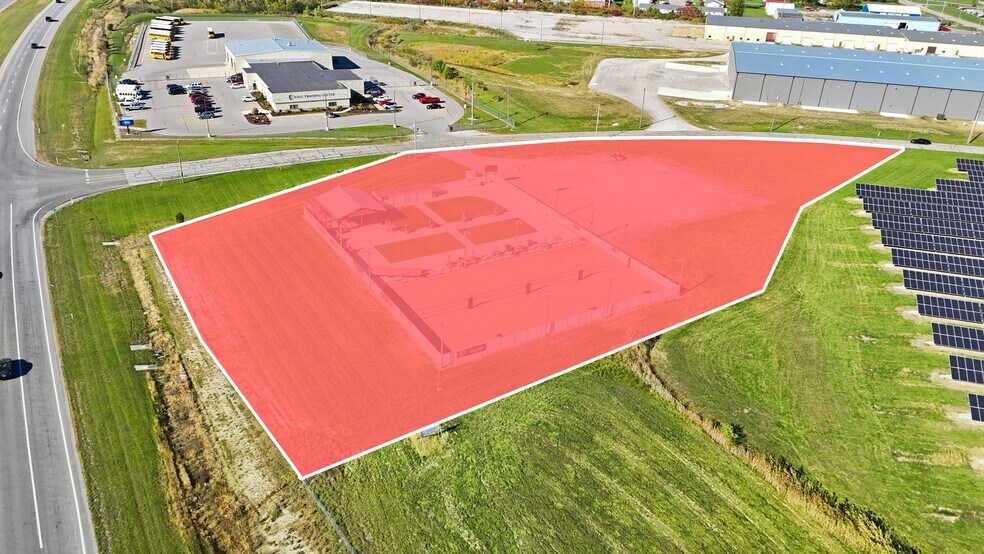 Primary Photo Of 555 Ohio st, Kendallville Land For Sale