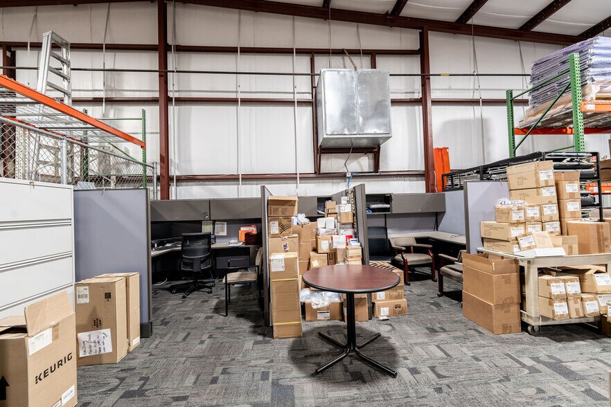 More Photos Of 149 Piper Ln, Georgetown Industrial For Sale