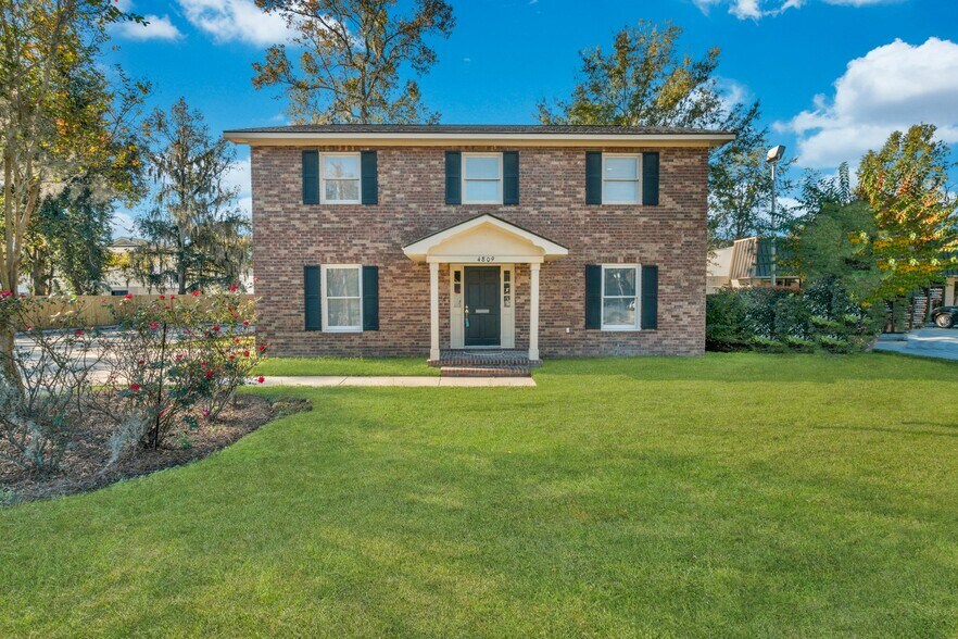 More Photos Of 4809 Augusta Rd, Savannah Storefront Retail Office For Sale