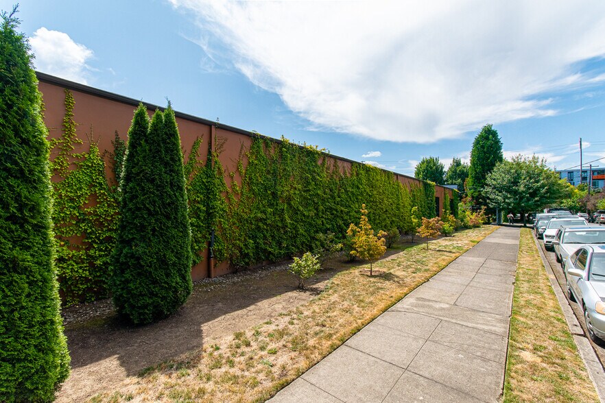 More Photos Of 45-57 NE Hancock St, Portland Light Manufacturing For Lease