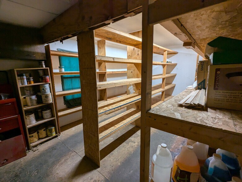 More Photos Of 17 Main St, Ballston Lake Restaurant For Lease