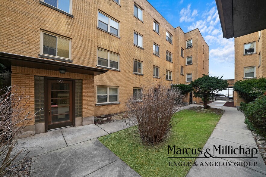 More Photos Of 3419-3423 S Harlem Ave, Berwyn Apartments For Sale