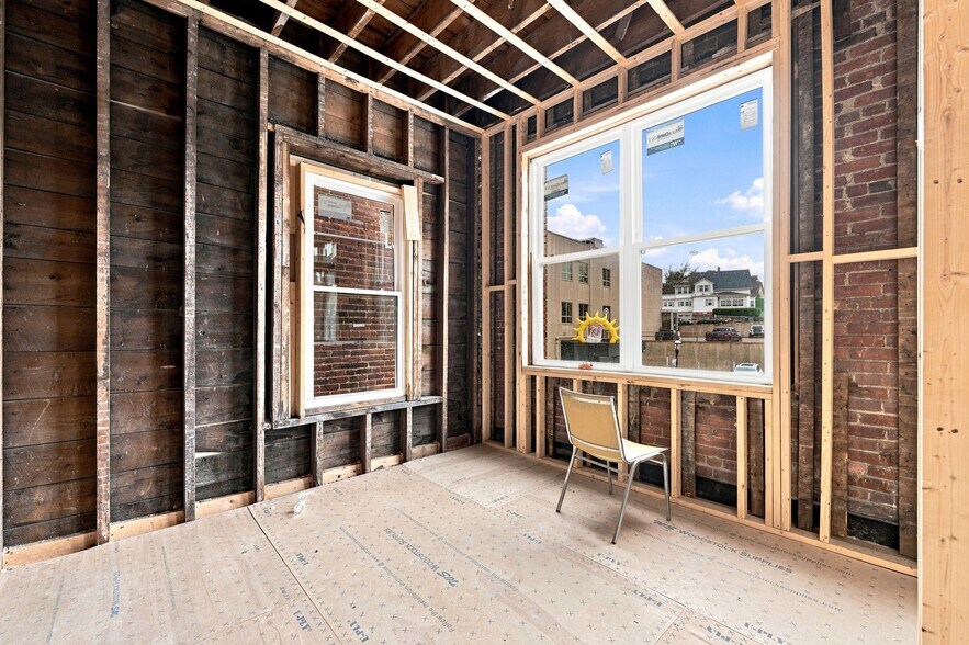 More Photos Of 4-12 Parker St, Gardner Apartments For Sale
