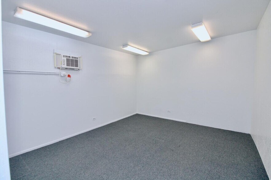 More Photos Of 524 Kalihi St, Honolulu Service For Sale