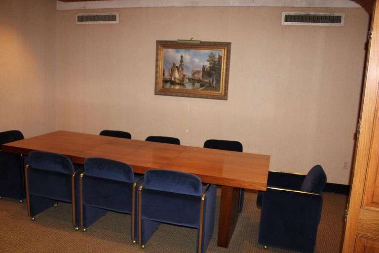 More Photos Of 604 Washington Ave, Greenville Bank For Lease