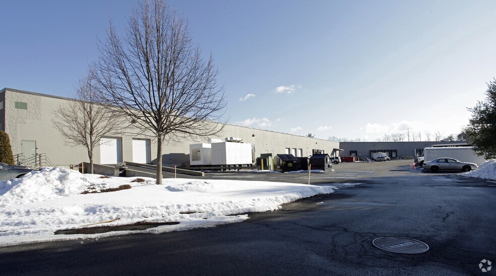 More Photos Of 153 Northboro Rd, Southborough Light Distribution For Lease