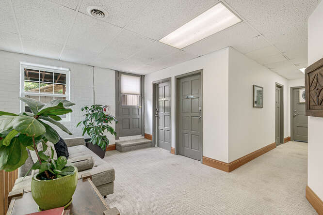 More Photos Of 1658-1668 N Lafayette St, Denver Office For Sale