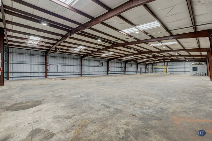 More Photos Of 420 Shearer Blvd, Cocoa Manufacturing For Lease