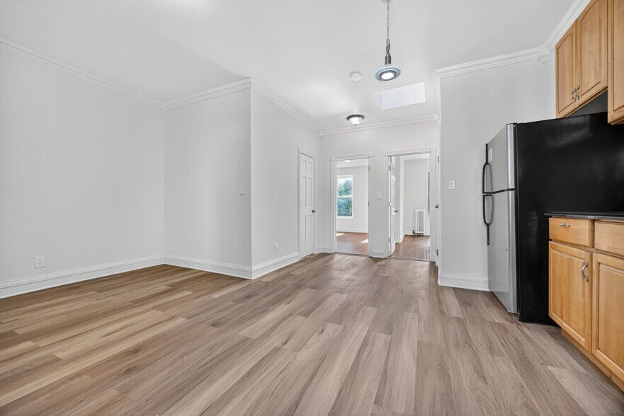 More Photos Of 341 E 51st St, Brooklyn Apartments For Sale