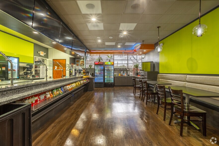 More Photos Of 2211 Norfolk St, Houston Office For Lease