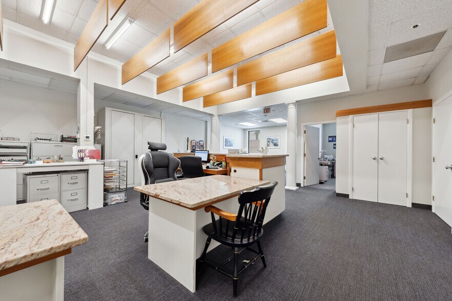 More Photos Of 56 Winthrop St, Concord Medical For Lease