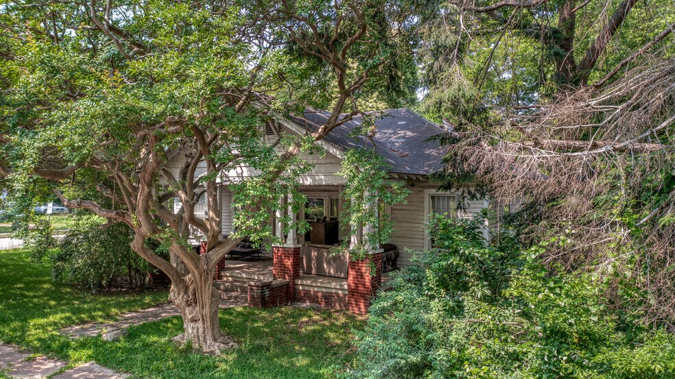 More Photos Of , Anderson Unknown For Sale