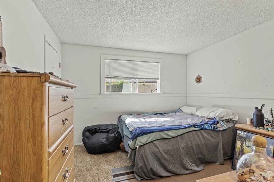 More Photos Of 3001 Juanipero Way, Medford Apartments For Sale