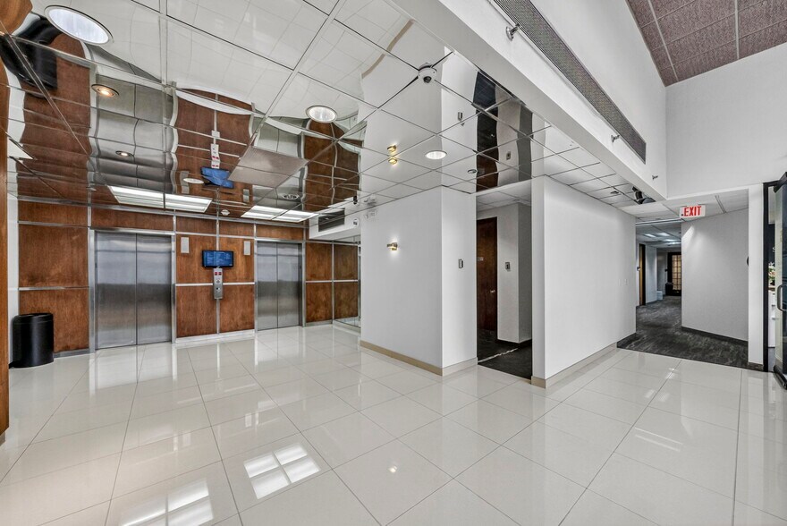 More Photos Of 2160 N Central Rd, Fort Lee Office For Lease