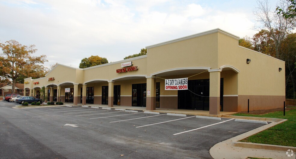 More Photos Of 1879 Stone Mountain Lithonia Rd, Lithonia Storefront Retail Office For Sale