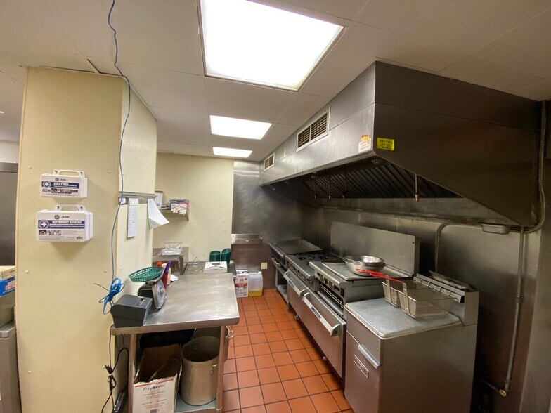 More Photos Of 2512 E Carson St, Pittsburgh Bar For Sale