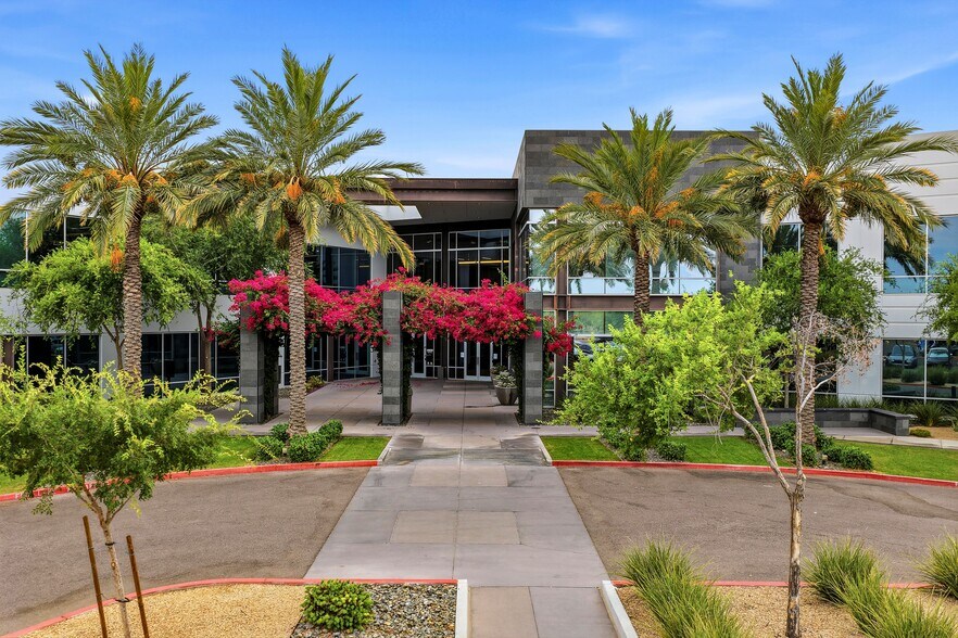 More Photos Of 350 N McClintock Dr, Chandler Office For Sale