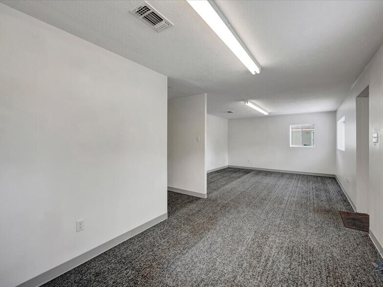 More Photos Of 4314 US Highway 69 N, Lufkin Office For Sale