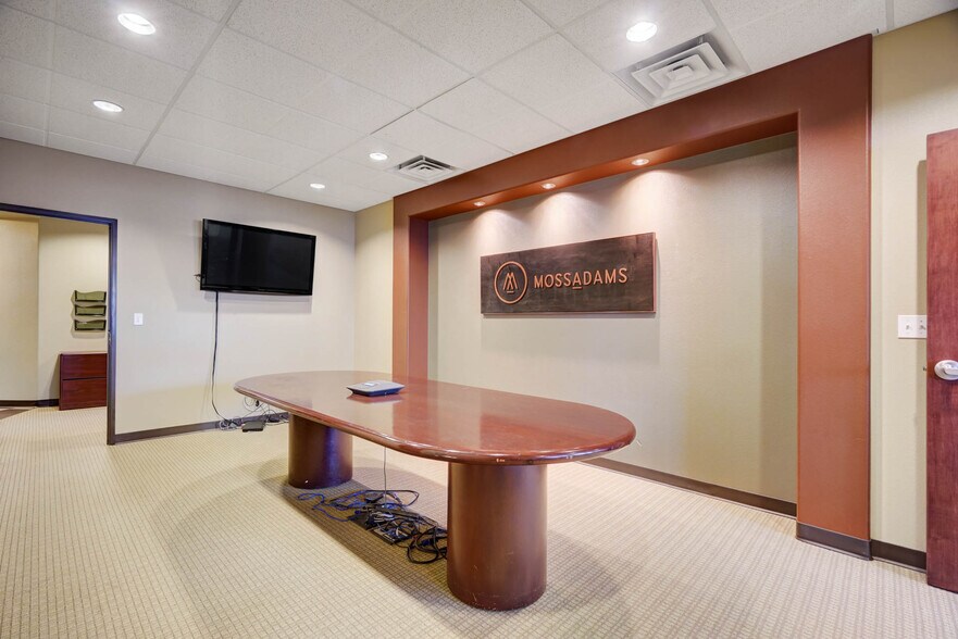 More Photos Of 3210 E Woodmen Rd, Colorado Springs Medical For Sale