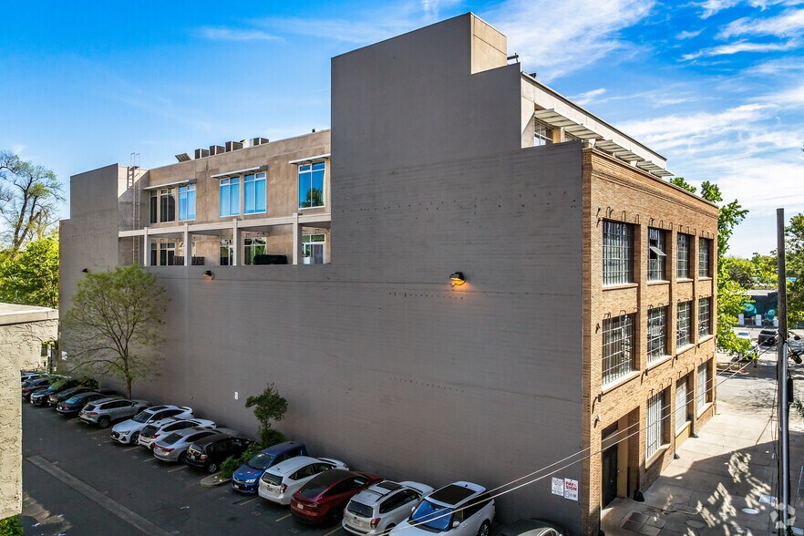 More Photos Of 1530 J St, Sacramento Apartments For Lease