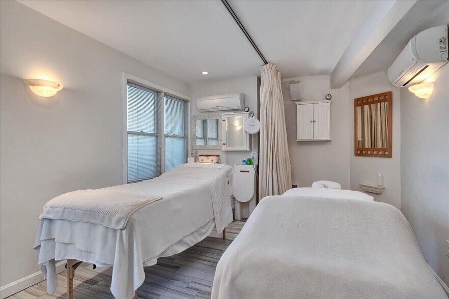 More Photos Of 139 A Bradford St, Provincetown Storefront Retail Residential For Sale