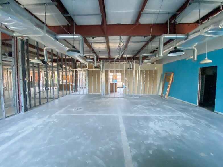 More Photos Of 100 Walkers Village Way, Walkersville General Retail For Lease