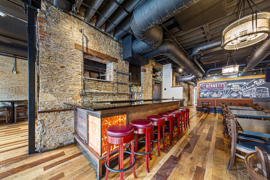 More Photos Of 517 2nd St, Hudson Storefront Retail Office For Sale