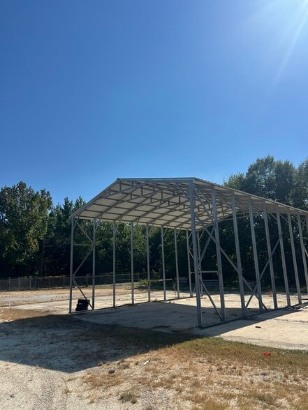 More Photos Of 8653 Pensacola Blvd, Pensacola Freestanding For Lease