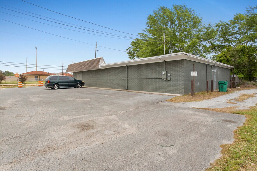 More Photos Of 1420 Ingalls Ave, Pascagoula Freestanding For Lease