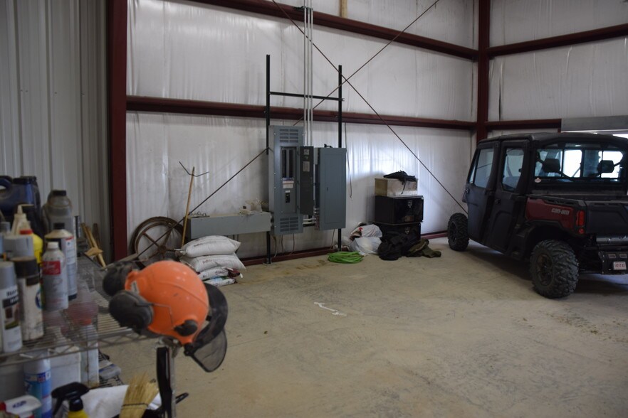 More Photos Of 13545 Bassett Ln, Williston Warehouse For Sale