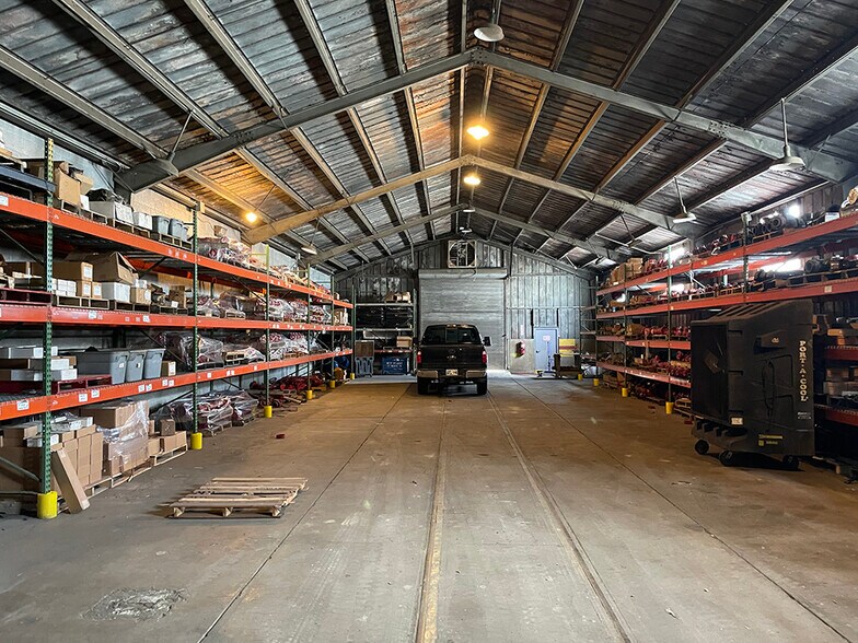 More Photos Of 810 Low Hill Rd, Brownsville Warehouse For Sale